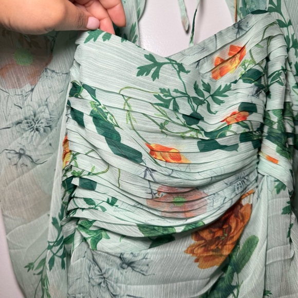 ASOS EDITION Curve ruched mini dress with puff sleeves in green floral print - Picture 9 of 11